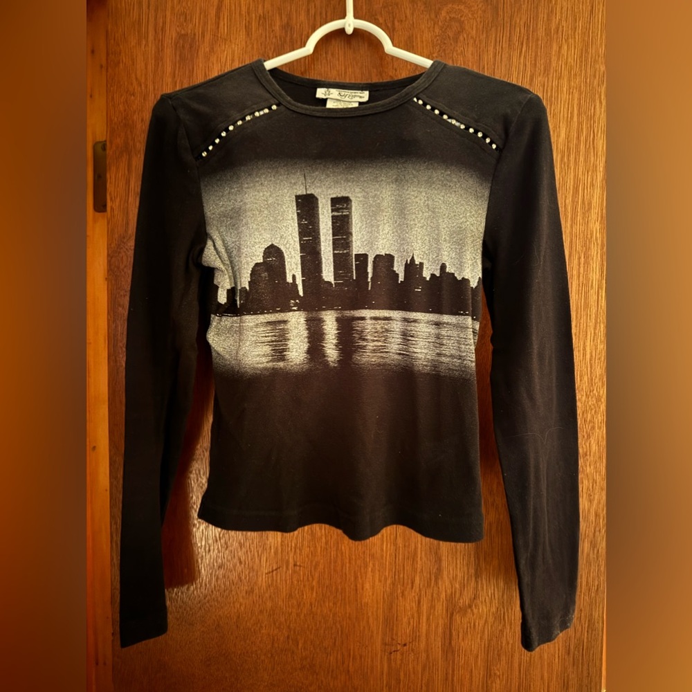 Juniors Long Sleeve T-Shirt, NYC Twin Towers, Black, Rhinestones, Size SMALL
